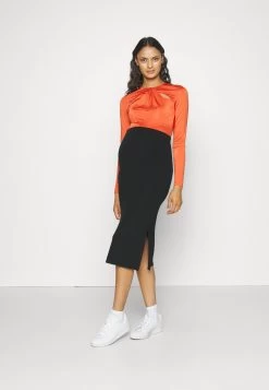 Maglietta A Manica LungaRed Donna T-shirt E Top EX429G06D-G11 -Anna Field 2ed3e001baa74a71a7e838bee2c82727