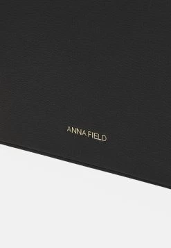 Anna Field Set Of 2 Wash BagsTrousseBlack Donna Borse AN651F04E-Q11 -Anna Field 5b38fc2fc07345e38614101d40b15dad