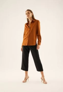 Anna Field -Anna Field 6e0fa9f583e64372a8f54c3ab7a98710