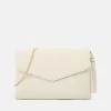 Anna Field Pochette - 003 - Off-White -Anna Field 7ab60e38889c48b5ad0bd5190b639f8d